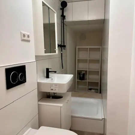 Especially Souterrain Apartment Хейльбронн Экстерьер фото